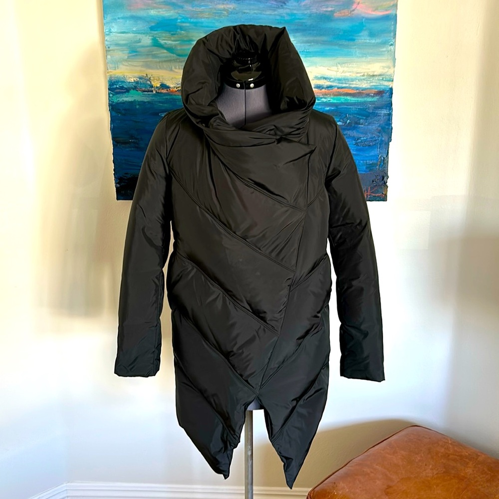 Alice + Olivia Black Puffy Jacket